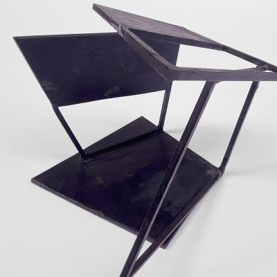 Escultura de hierro geométrica | Erik Kirksaether | Arte Madrid